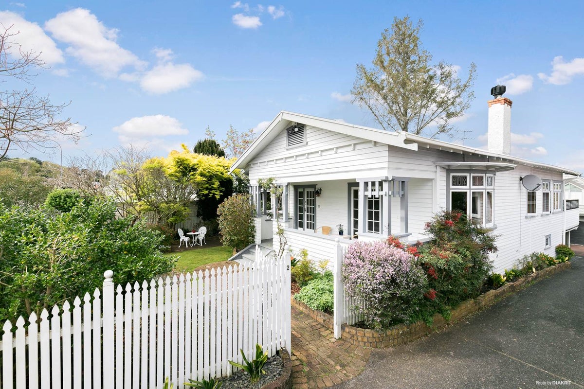 2 Greenfield Road, Epsom, Auckland - Carousel 2
