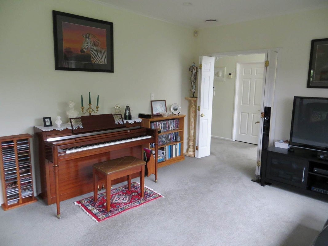 90 Landing Drive, Albany, Auckland - Carousel 2