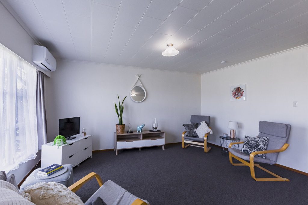 10 Trevelyan Street, Onekawa, Napier - Carousel 1