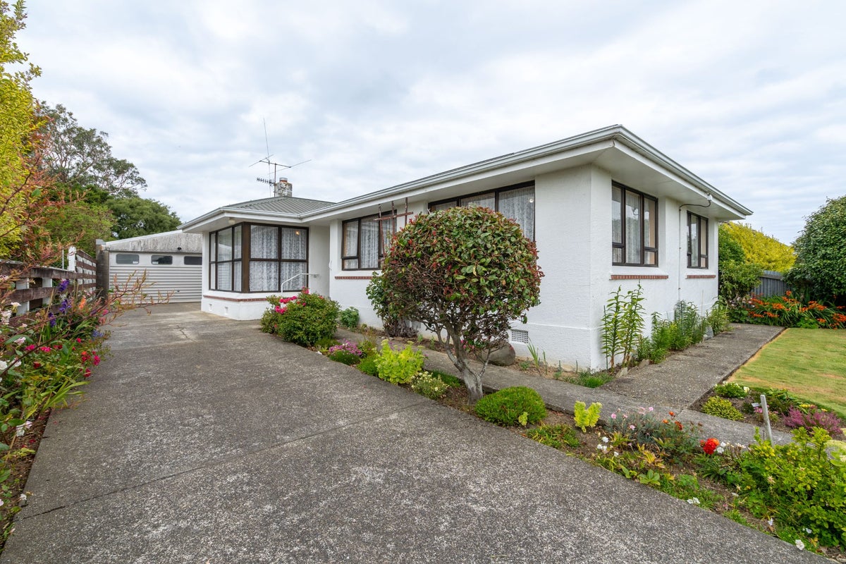 219 Crawford Street, Glengarry, Invercargill - Carousel 1