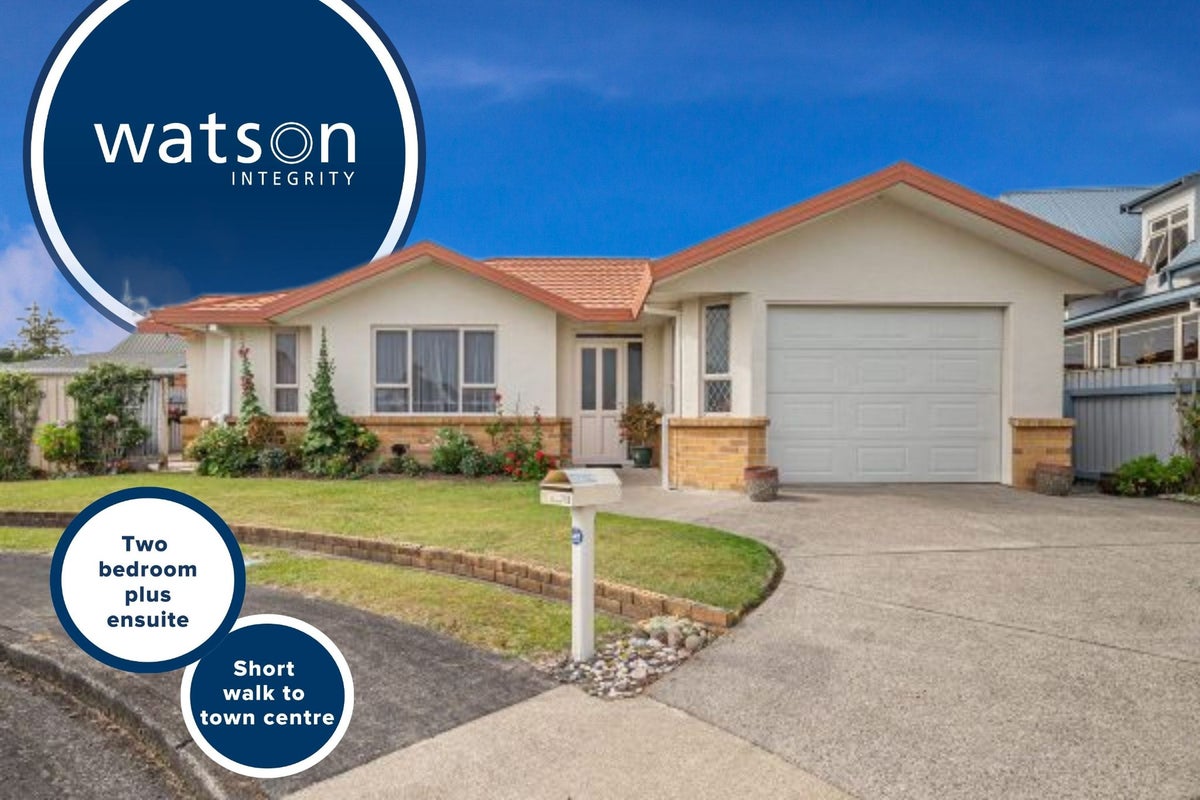 12 Guildford Street, Levin, Levin - Carousel 1