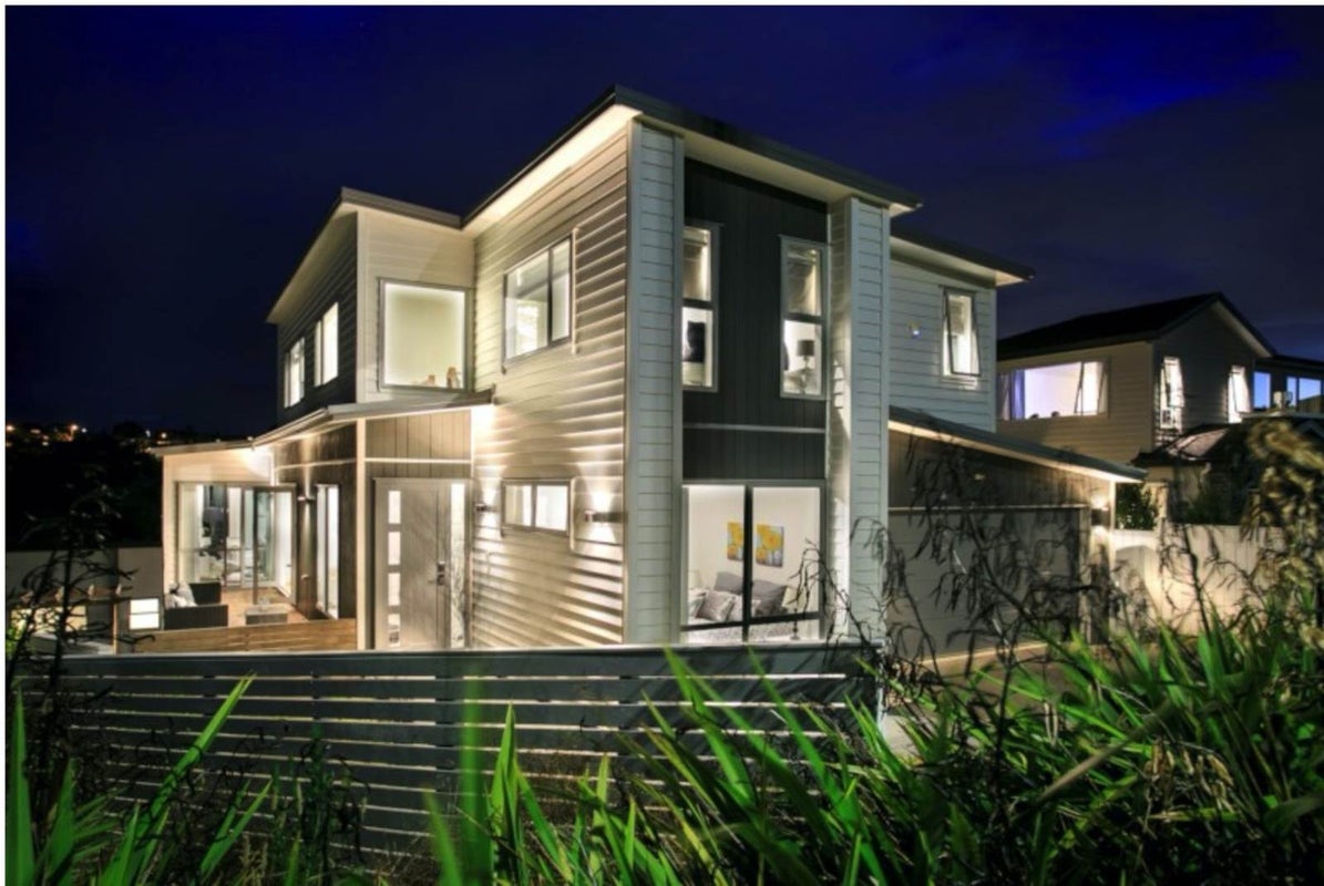 42 Remuremu Street, Long Bay, Auckland - Carousel 1
