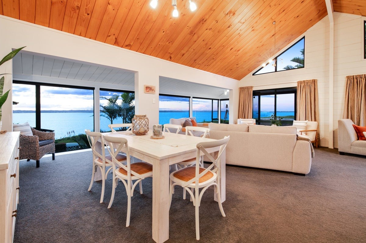 21 Siesta Terrace, Gulf Harbour, Whangaparaoa - Carousel 1