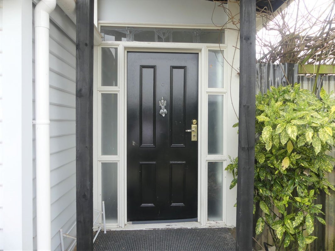 215 Crinan Street, Appleby, Invercargill - Carousel 1