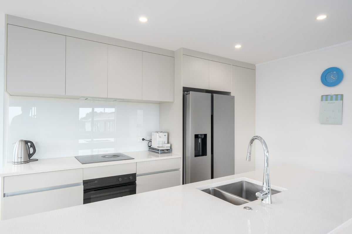 17 Moki Street, Titahi Bay, Porirua - Carousel 2