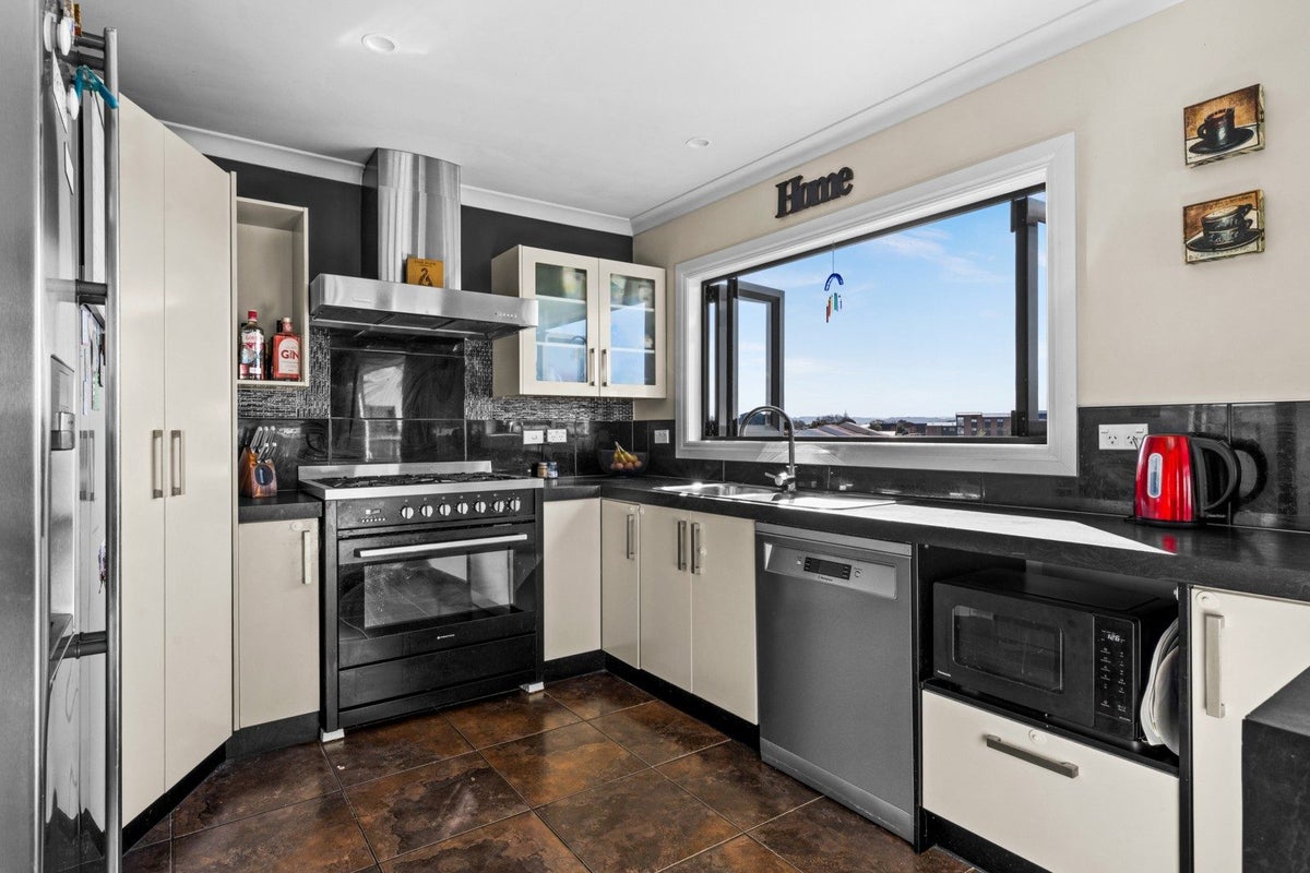130A Nuffield Avenue, Marewa, Napier - Carousel 2