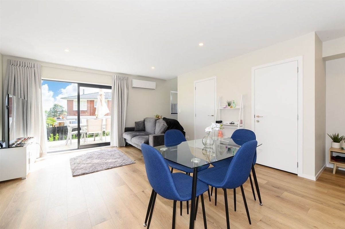 13/15 Sunhill Road, Sunnyvale, Auckland - Carousel 2