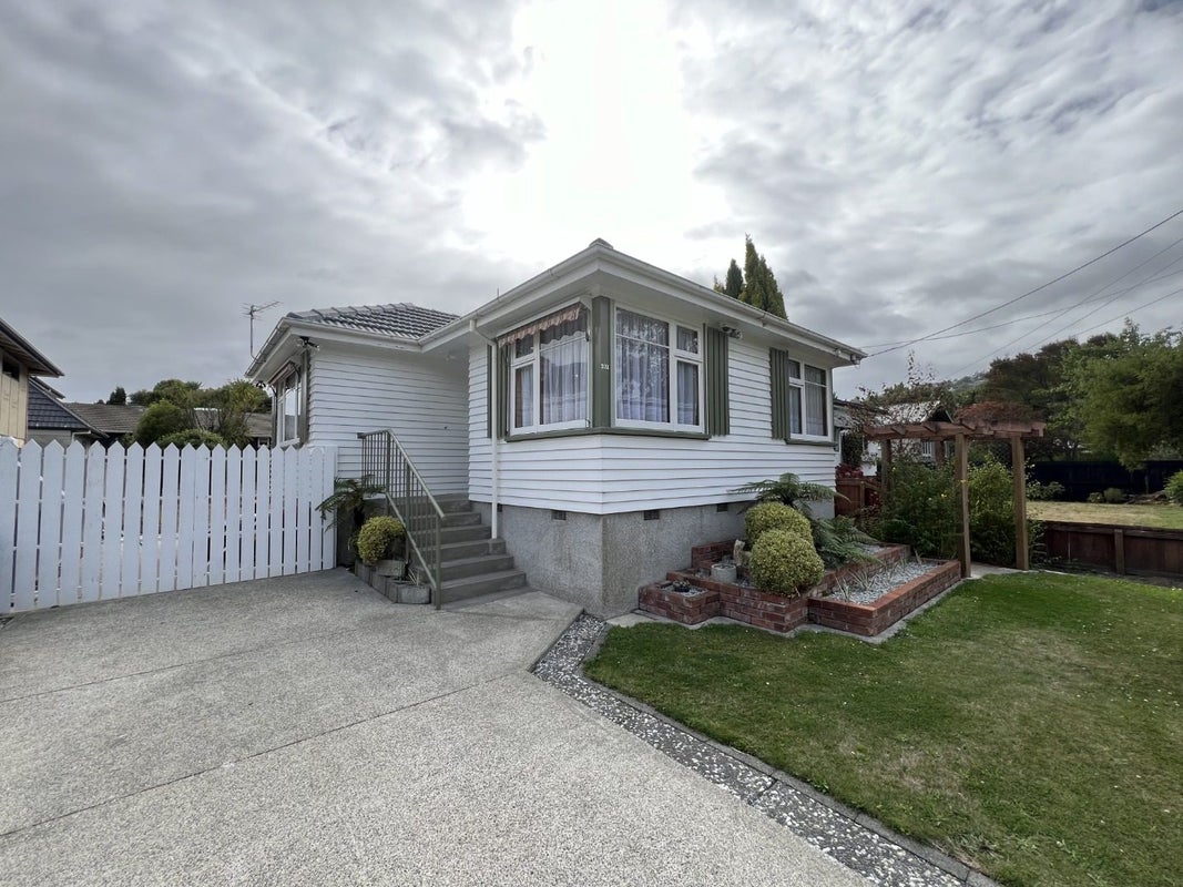 231 Waimea Terrace, Beckenham, Christchurch - Carousel 1