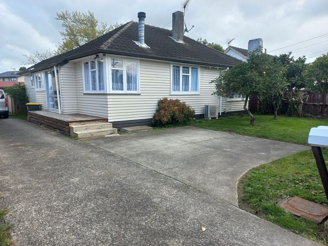 40 Bader Street, Bader, Hamilton - Carousel 1