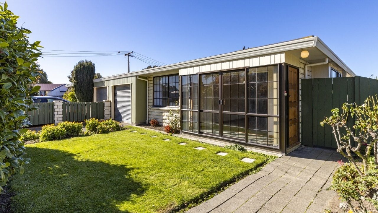 10 Murphys Road, Springlands, Blenheim - Carousel 1