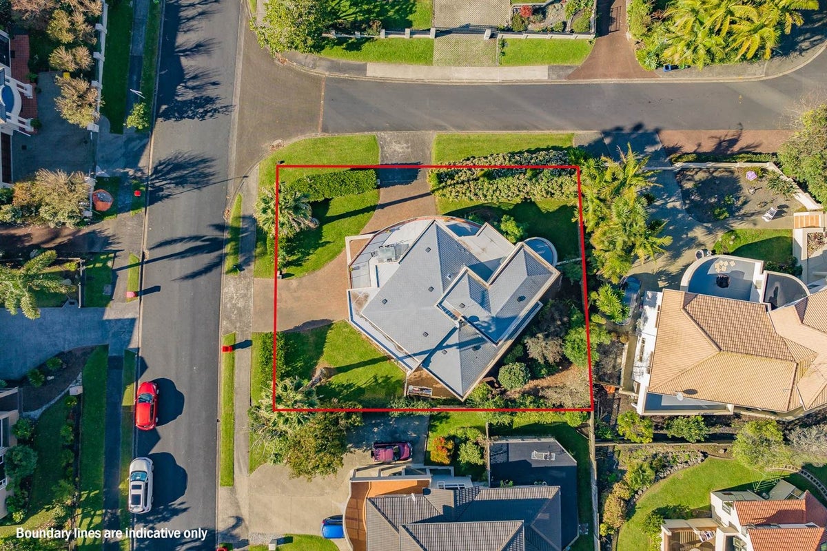36 Penguin Drive, Murrays Bay, Auckland - Carousel 2