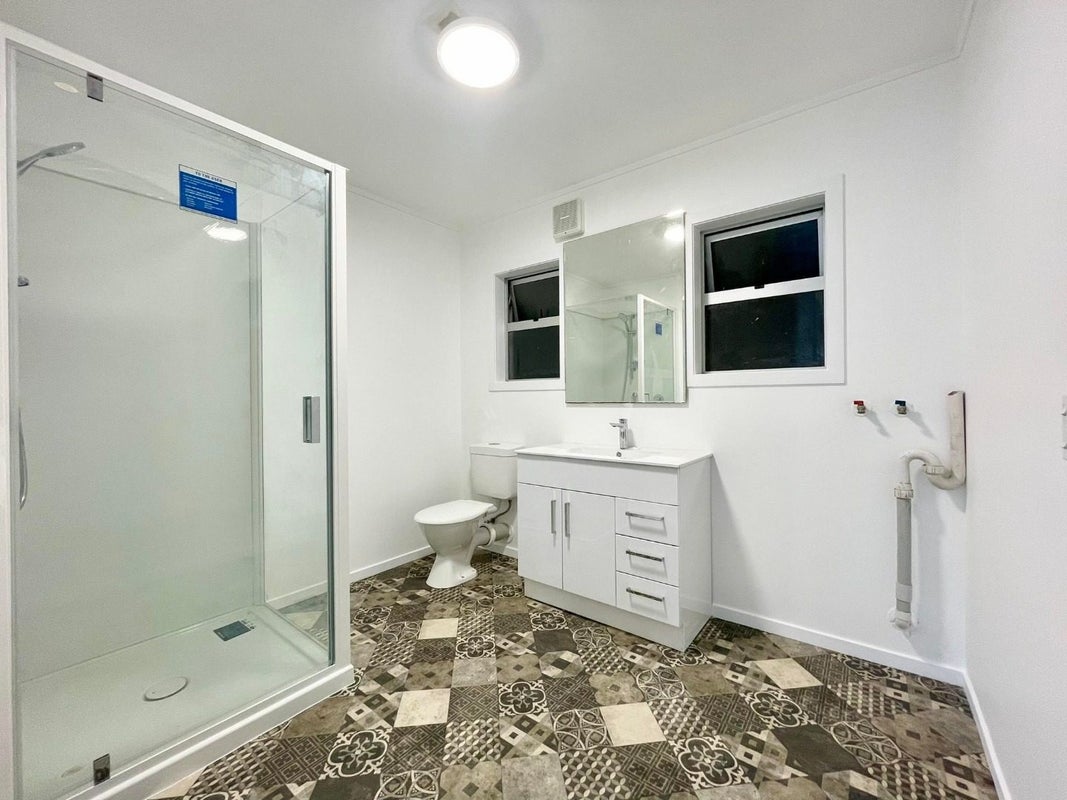 57A Carrington Street, Lower Vogeltown, New Plymouth - Carousel 7