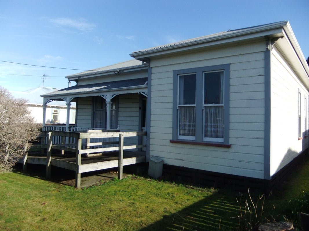 5 Falkland Street, Whanganui East, Whanganui - Carousel 11