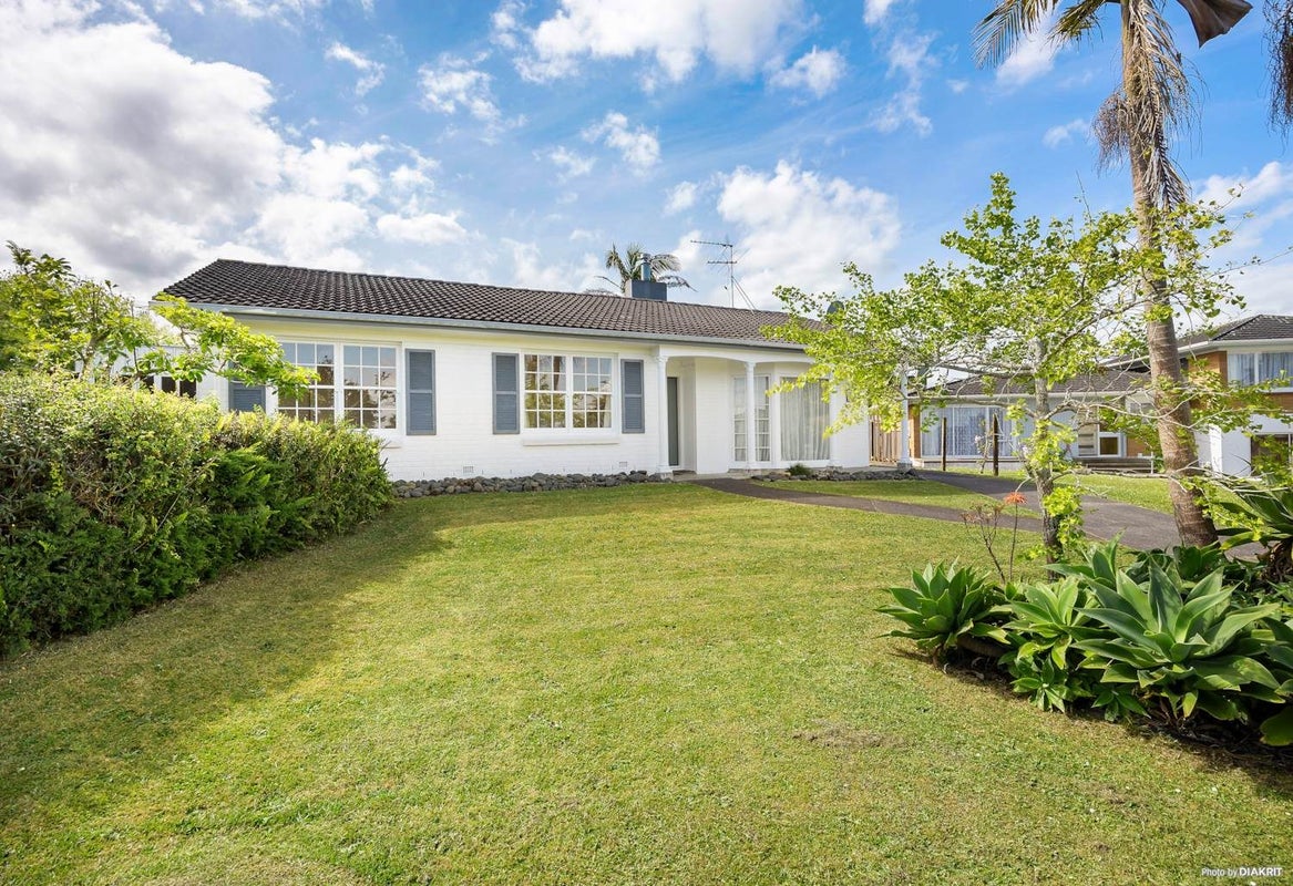 18 Roysfield Lane, Sunnyhills, Auckland - Carousel 2