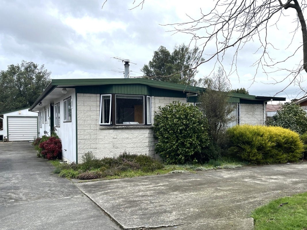 44 South Belt, Solway, Masterton - Carousel 1