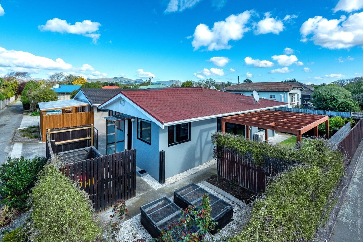 1/63 Bridge Street, New Brighton, Christchurch - Carousel 1