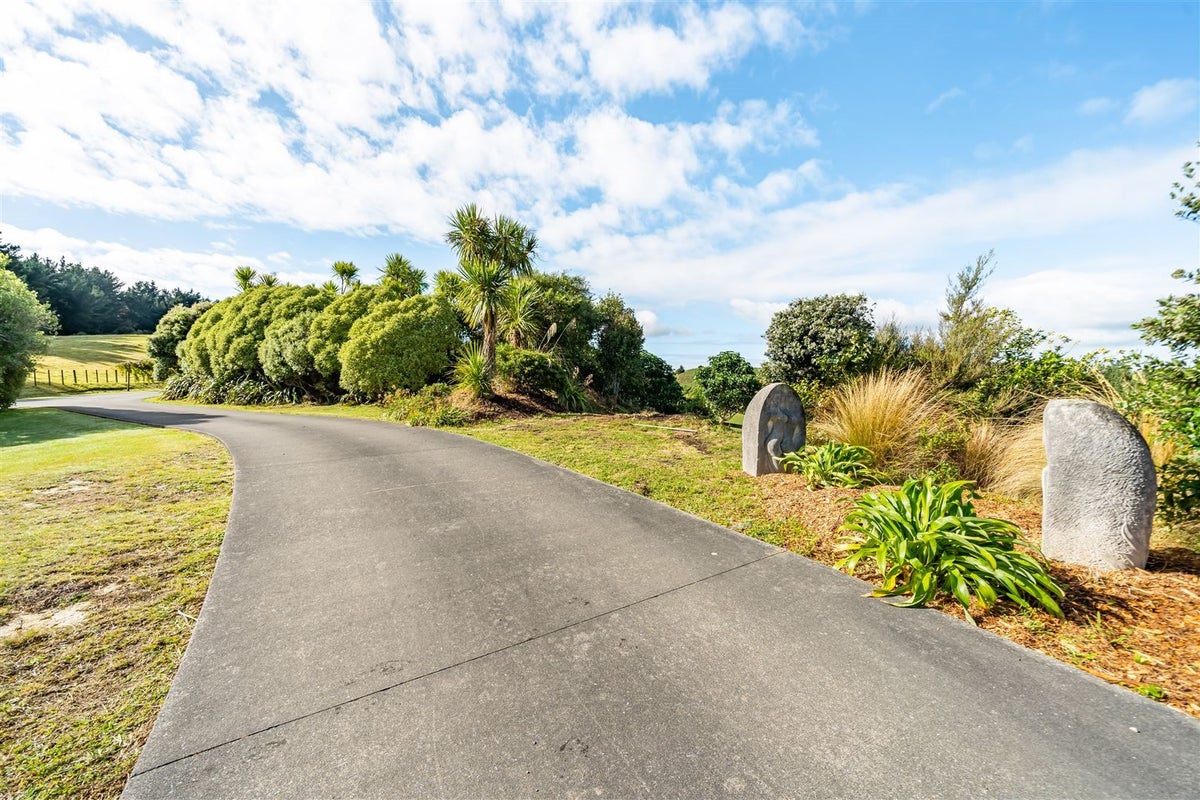 328 Flightys Road, Judgeford, Porirua - Carousel 50