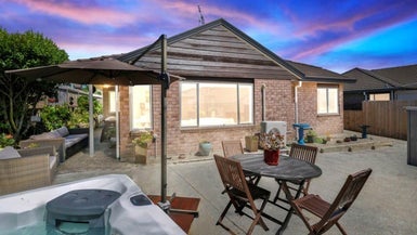 8 Palm Lane, Red Beach, Whangaparaoa - Carousel 1