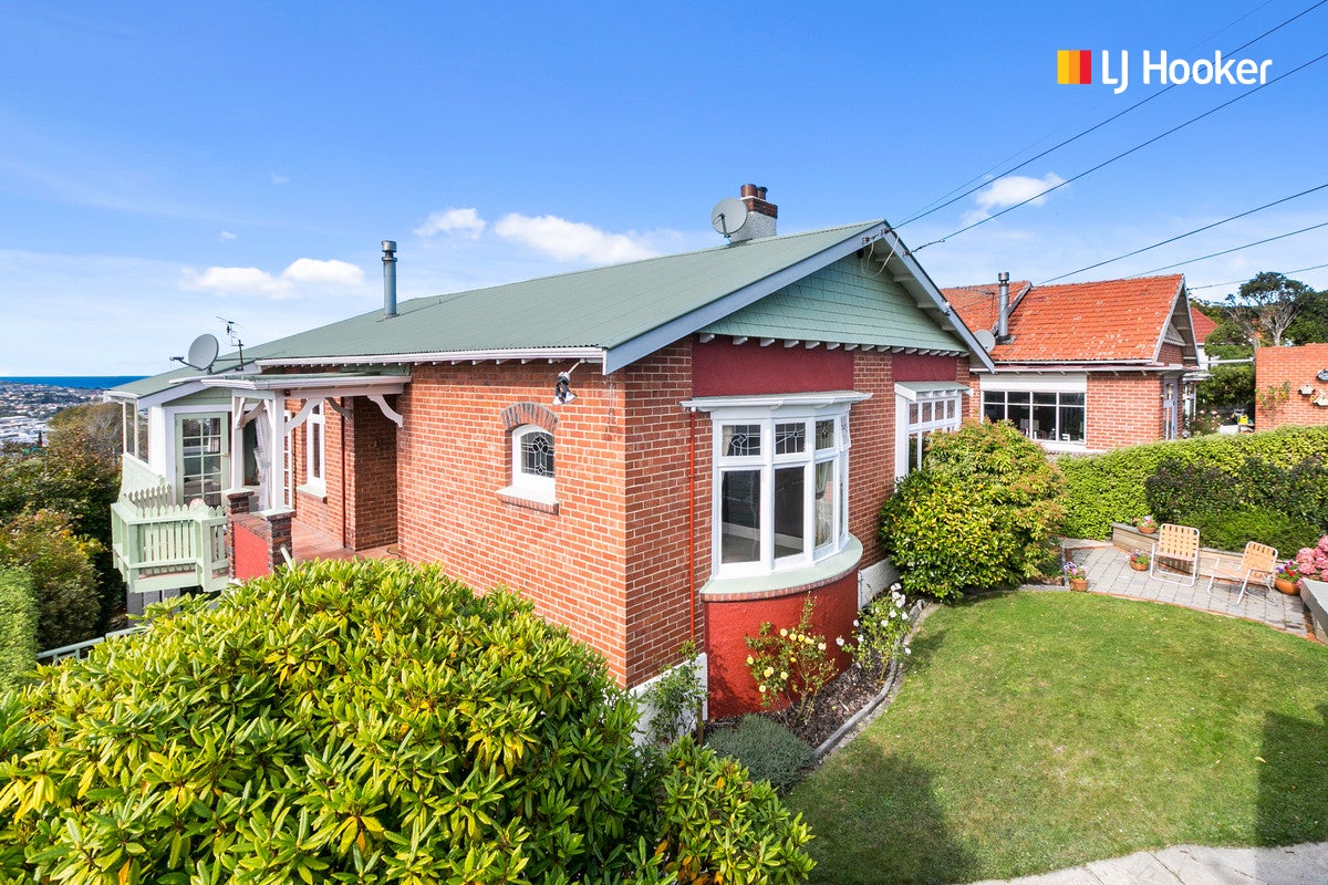 145 Glenpark Avenue, Maryhill, Dunedin - Carousel 1