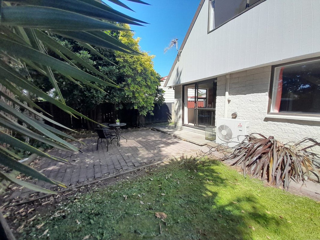 10 Charisma Court, Kelvin Grove, Palmerston North - Carousel 1