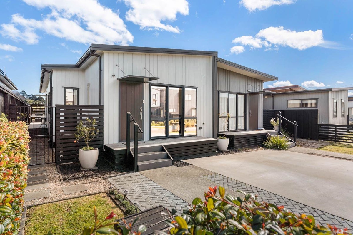 29 Tahere Road, Flat Bush, Manukau City, Auckland - Carousel 2