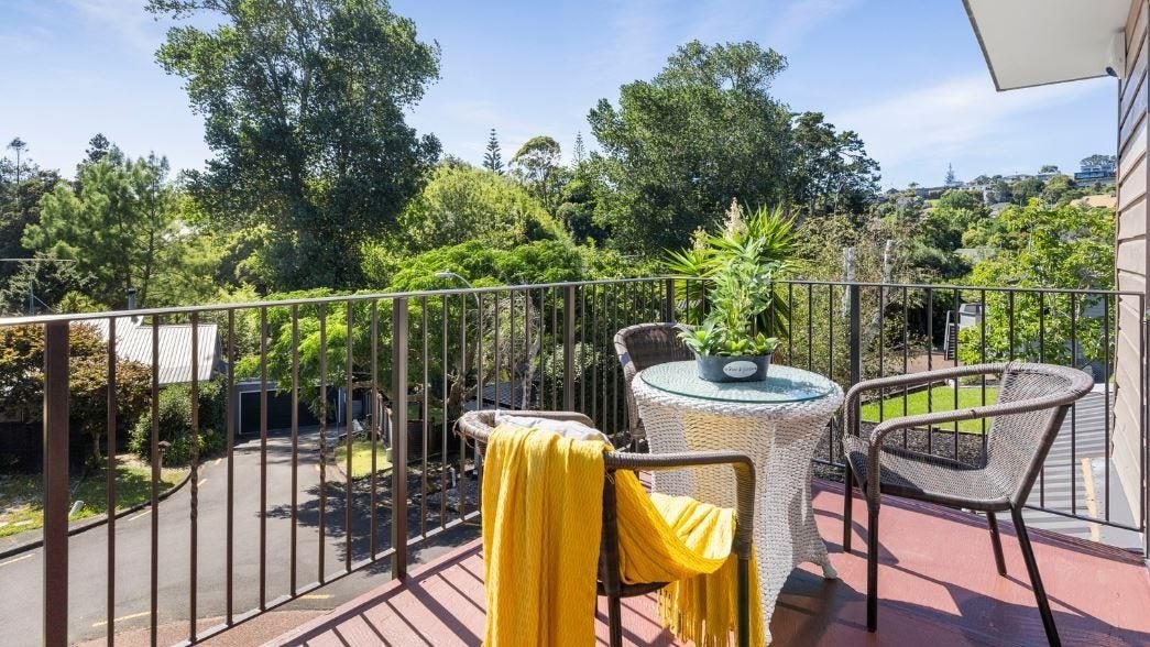 1/87 Haseler Crescent, Howick, Auckland - Carousel 1