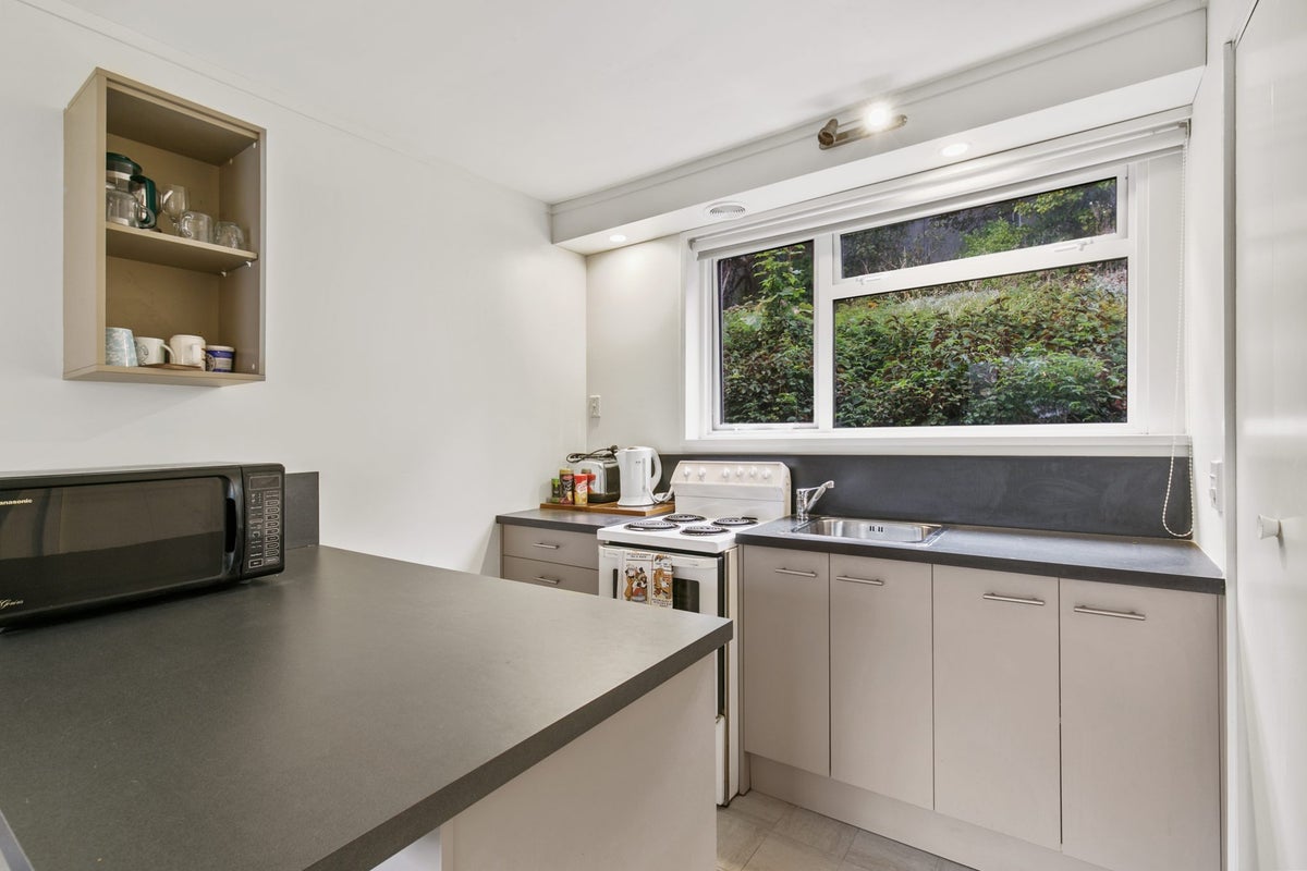 6/51 Bombay Street, Ngaio, Wellington - Carousel 2