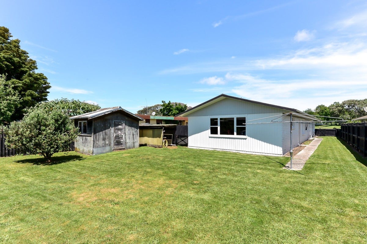 24 Bremworth Avenue, Dinsdale, Hamilton - Carousel 18
