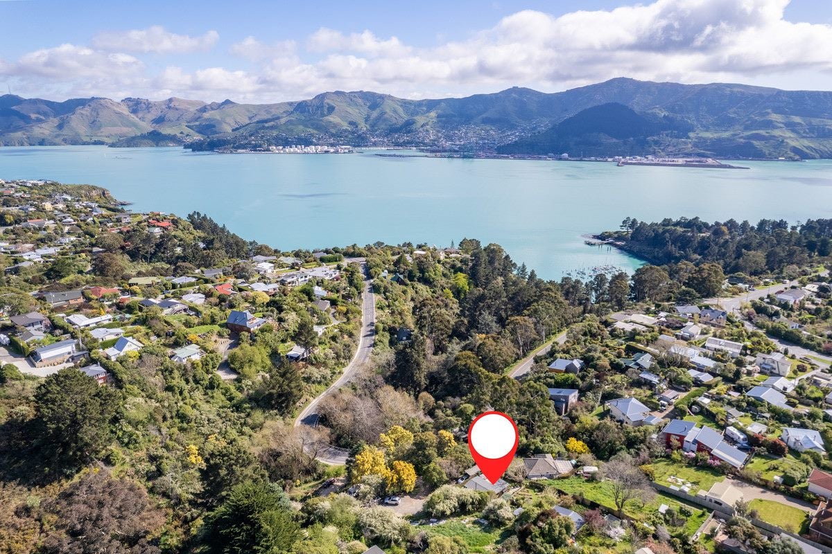 22 Marine Drive, Diamond Harbour, Lyttelton - Carousel 31