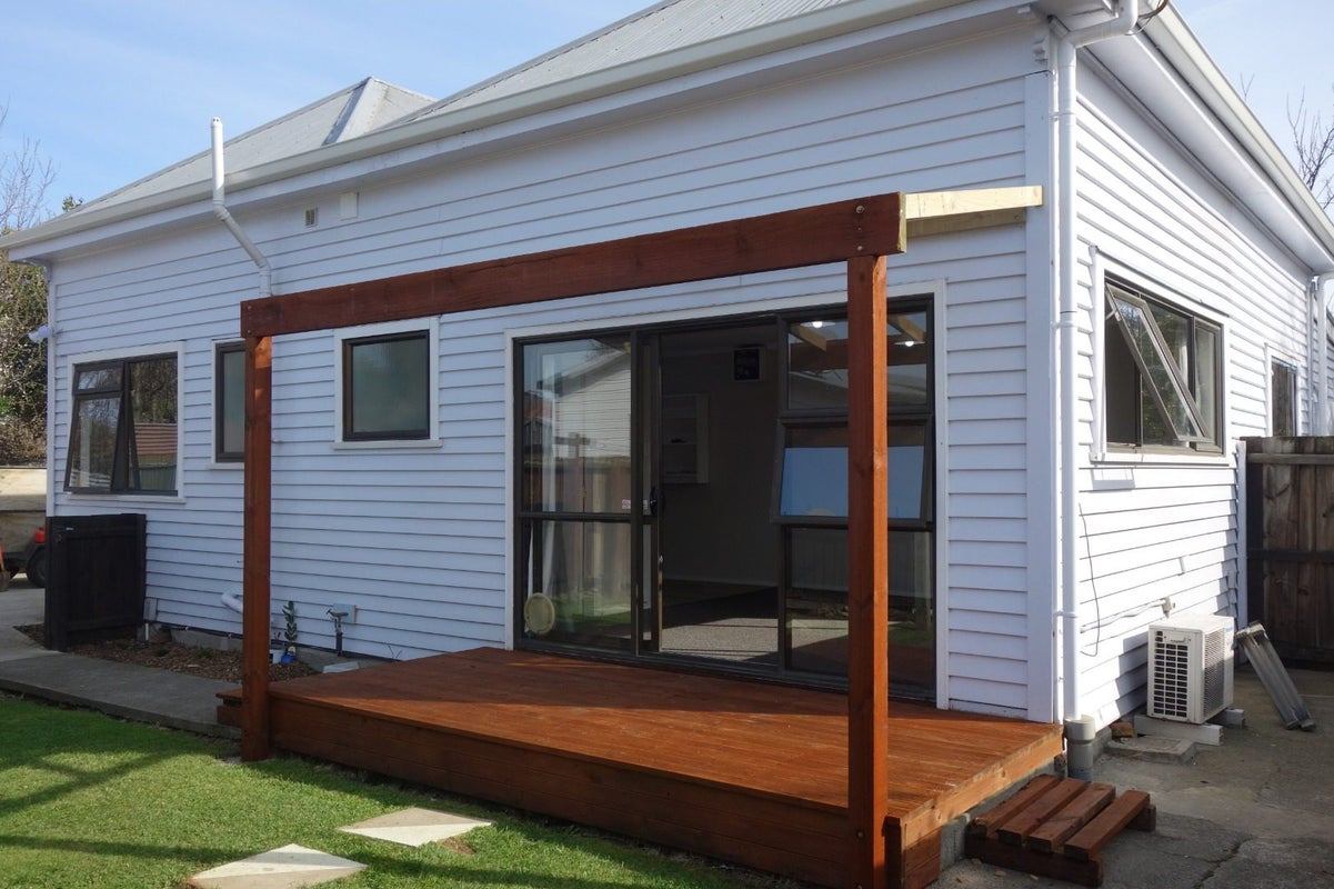 2/120 Osborne Street, Waltham, Christchurch - Carousel 1
