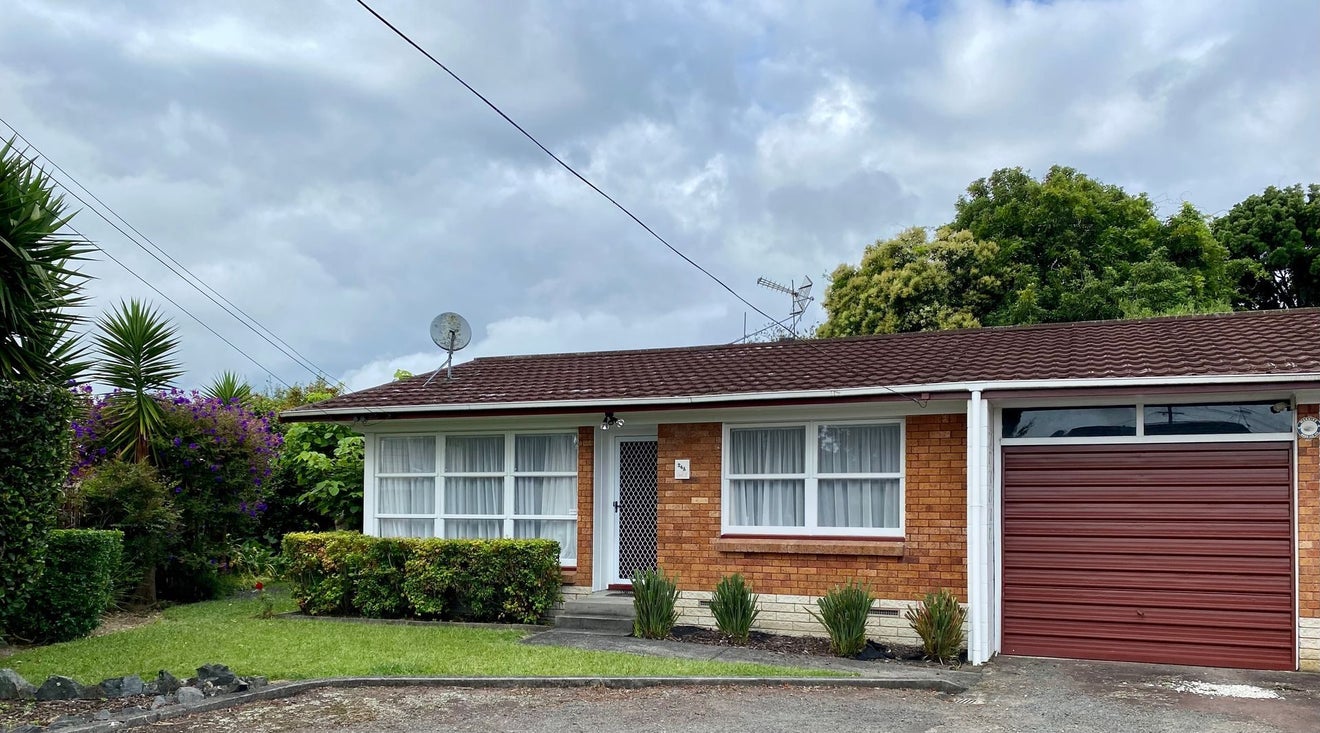 24A Ngaere Avenue, Chartwell, Hamilton - Carousel 1