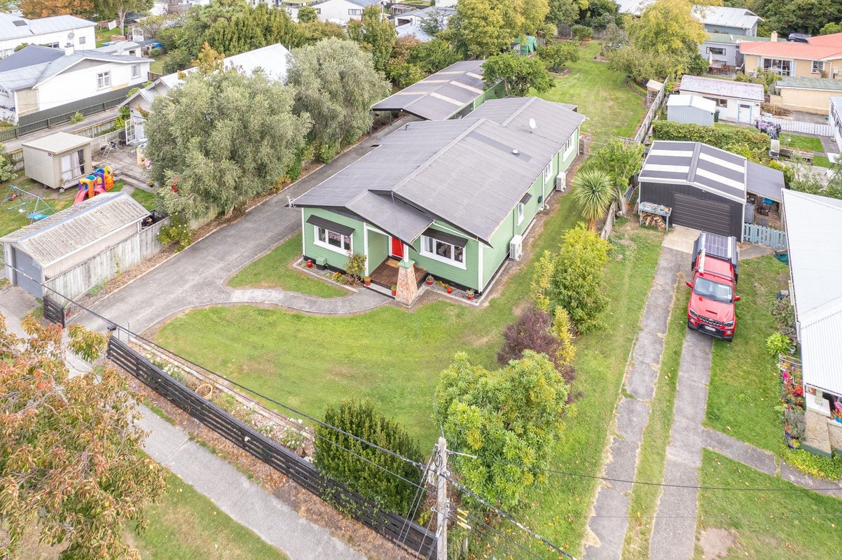 21 Stewart Street, Aramoho, Whanganui - Carousel 34