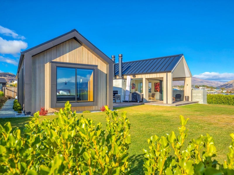 8 Kereru Crescent, Wanaka, Queenstown - Carousel 22