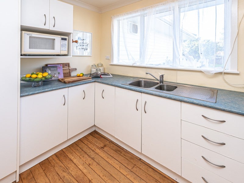 42 Cornfoot Street, Castlecliff, Whanganui - Carousel 2