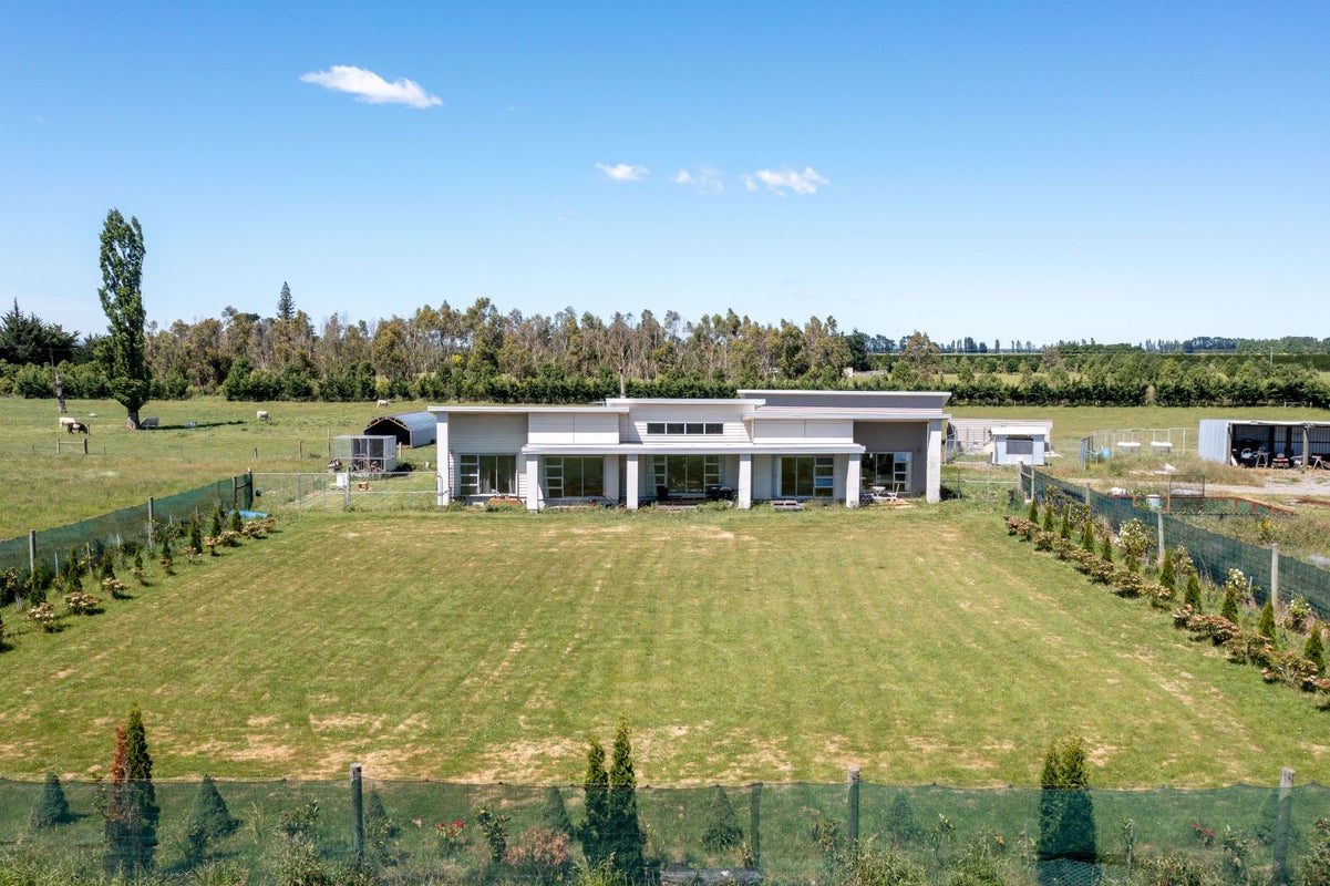 611 North Eyre Road, Swannanoa, Rangiora - Carousel 1