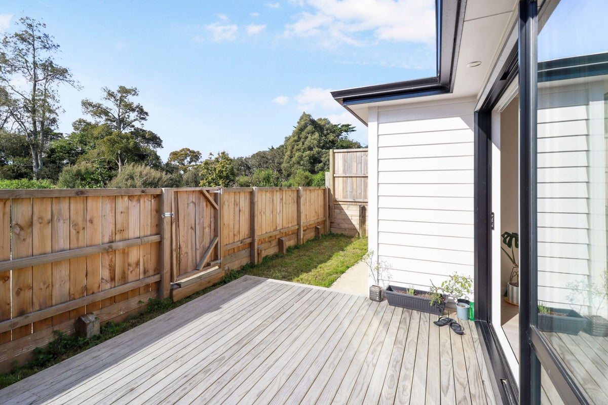 27 Drumnaconagher Road, Flat Bush, Auckland - Carousel 18