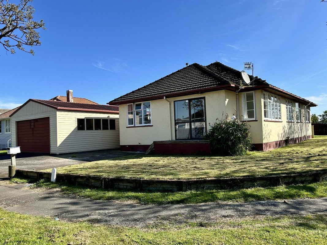 26 Cardiff Street, Awapuni, Palmerston North - Carousel 1