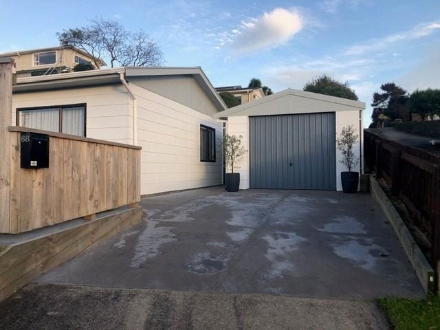 68 Waiwaka Terrace, Strandon, New Plymouth - Carousel 15