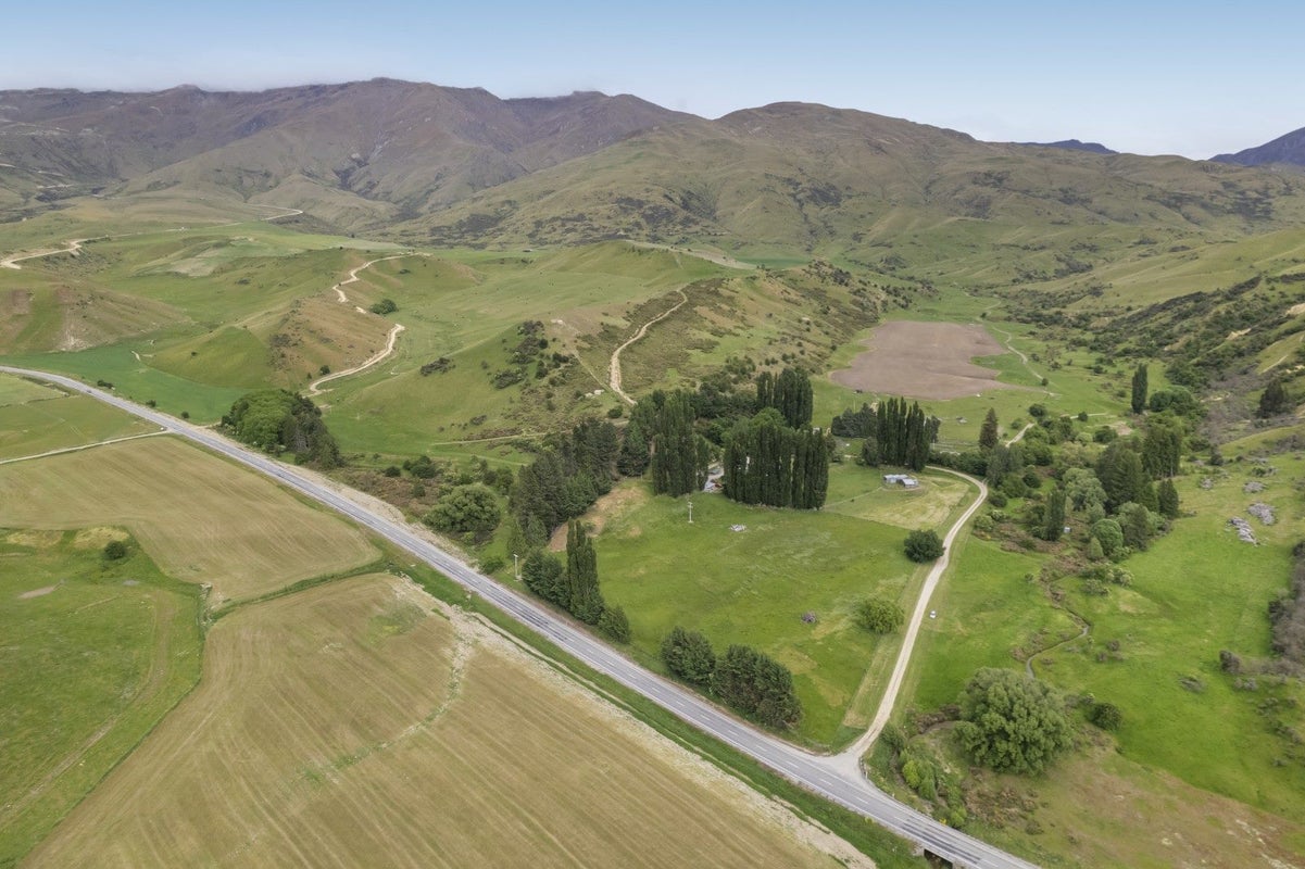 1940 Cardrona Valley Road, Wanaka - Carousel 7