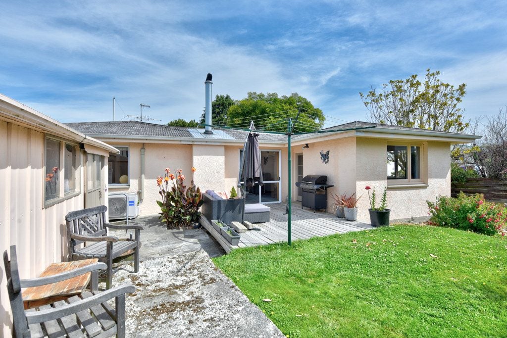 2 Weka Street, East Gore, Gore - Carousel 1