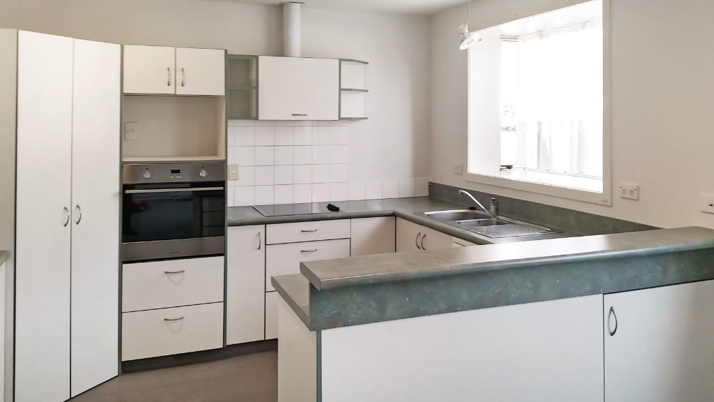 2/17 Fairfield Avenue, Addington, Christchurch - Carousel 2