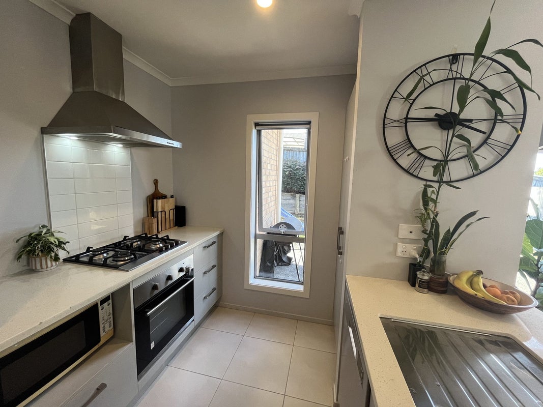 6 Taotahi Avenue, Dinsdale, Hamilton - Carousel 2