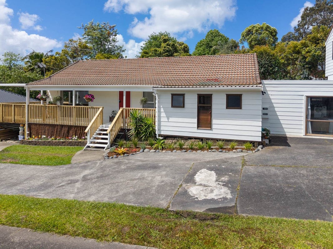 2/83 Stredwick Drive, Torbay, North Shore City, Auckland - Carousel 2
