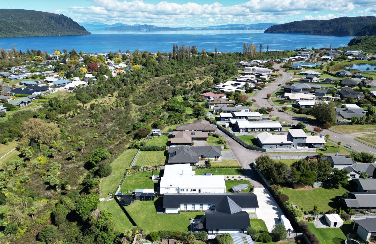 97 Lisland Drive, Kinloch, Taupo - Carousel 25