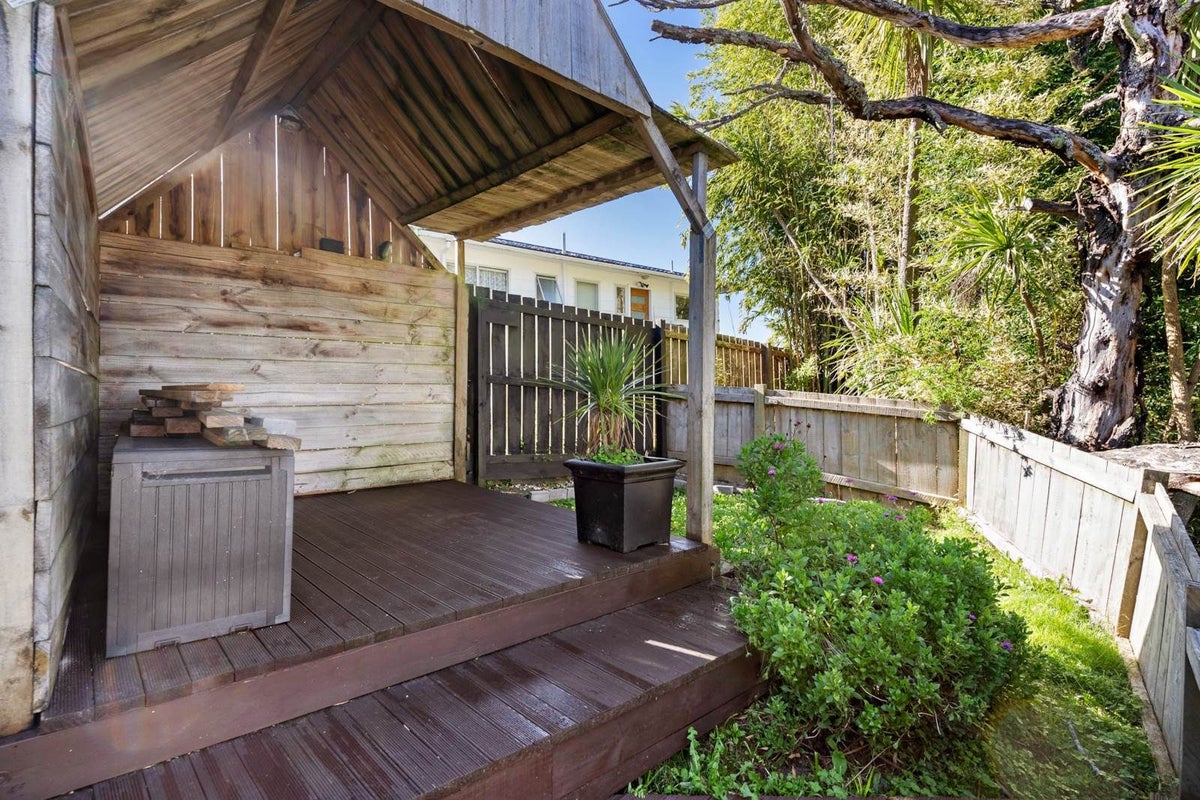 109 Tirimoana Road, Te Atatu South, Auckland - Carousel 2