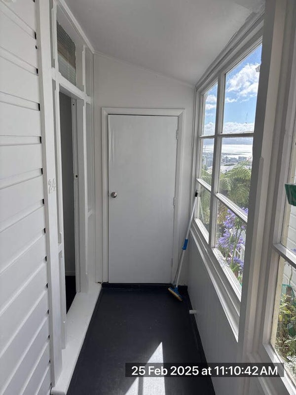 24C Bruce Avenue, Brooklyn, Wellington - Carousel 9