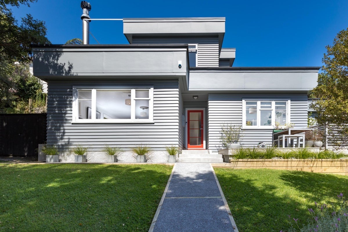 66 Camperdown Road, Miramar, Wellington - Carousel 1