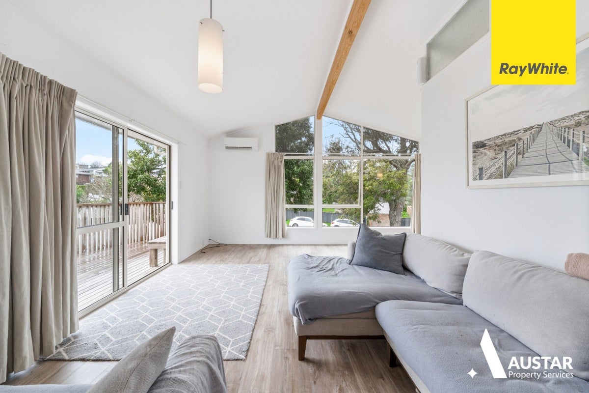 68 Rosario Crescent, Red Beach, Red Beach - Carousel 2
