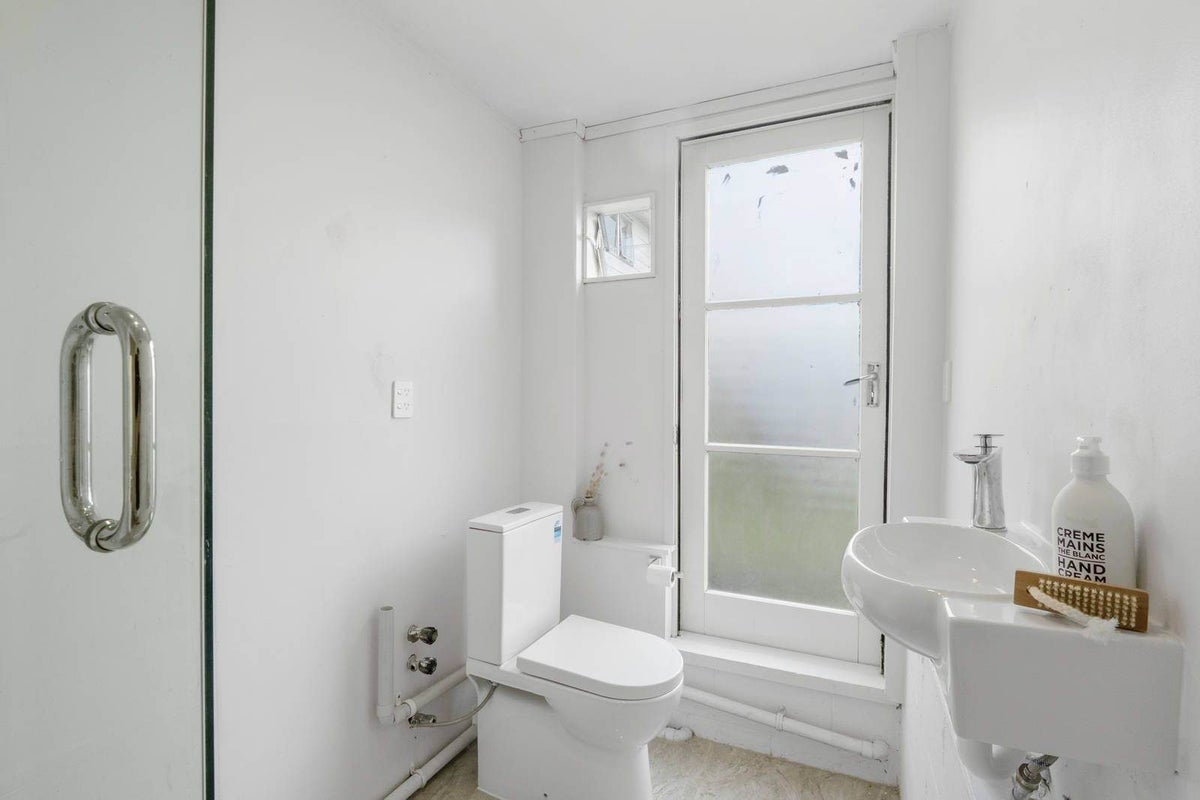 2/69 Simon Ellice Drive, Bayview, Auckland - Carousel 20