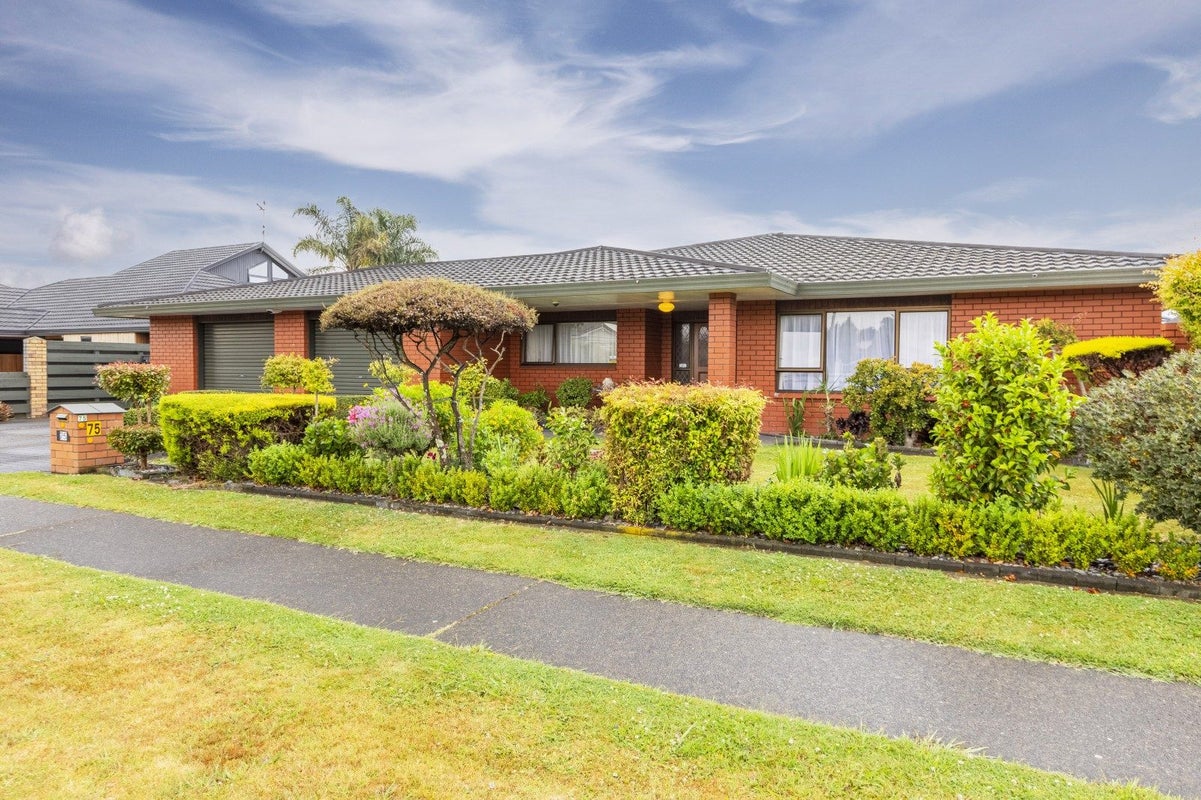 75 Auckland Road, Greenmeadows, Napier - Carousel 1